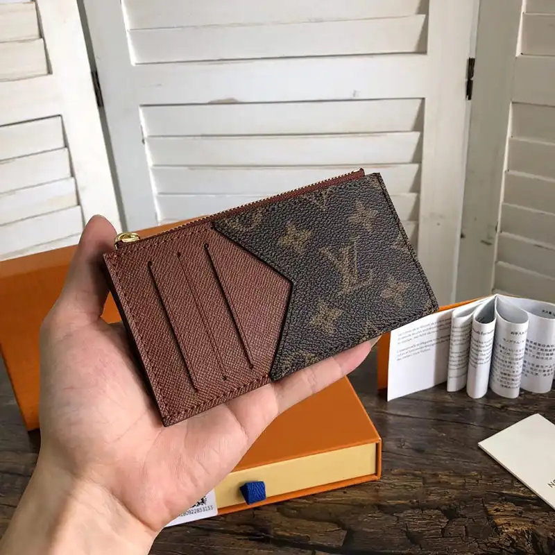 FASH LOUIS VUITTON Bags 19T1L0682