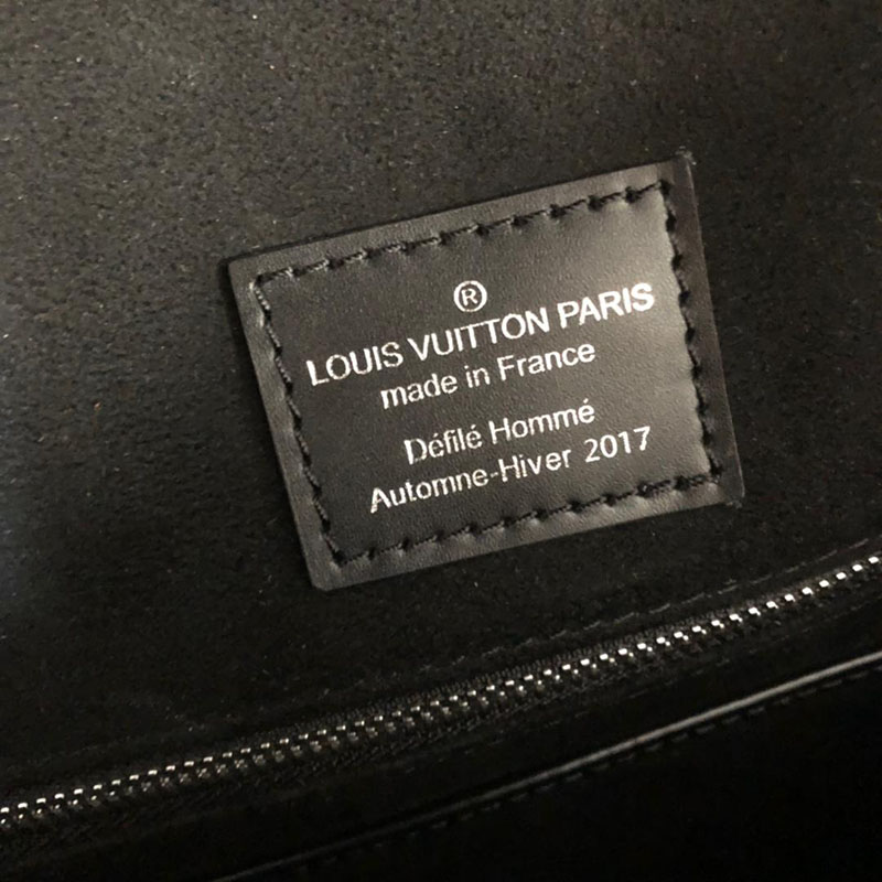 LV Bags 19T1L0689