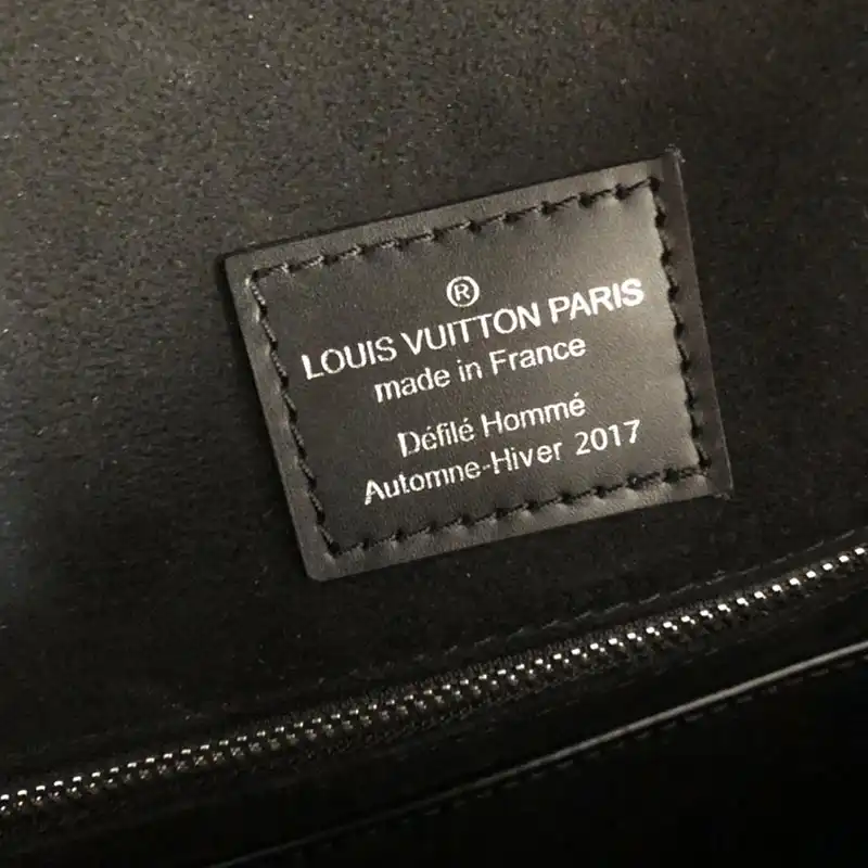 FASH LOUIS VUITTON Bags 19T1L0689