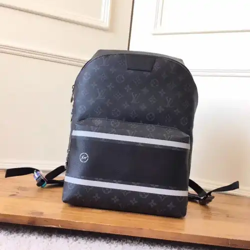 FASH LOUIS VUITTON Bags 19T1L0690