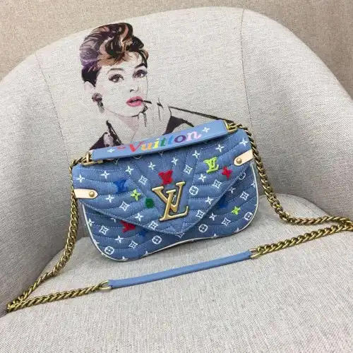 LV Bags 19T1L0706