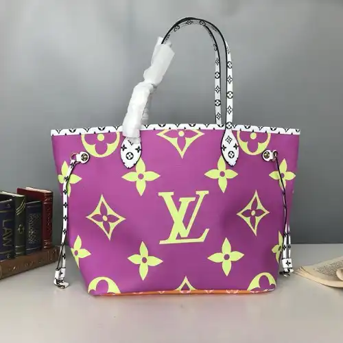 LV Bags 19T1L0708