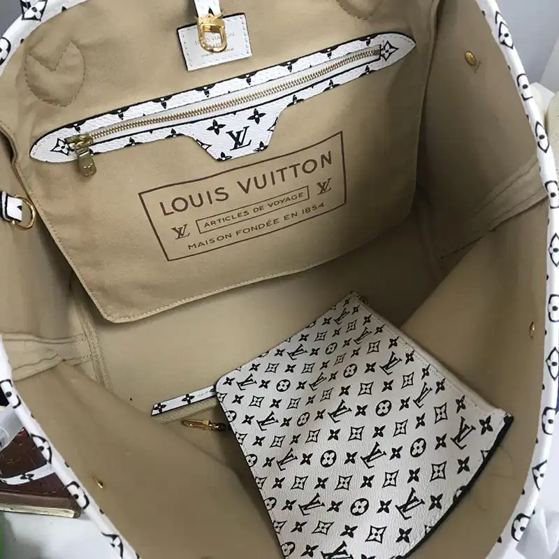 LV Bags 19T1L0709