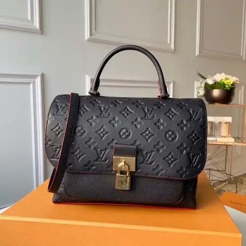 LV Bags 19T1L0720