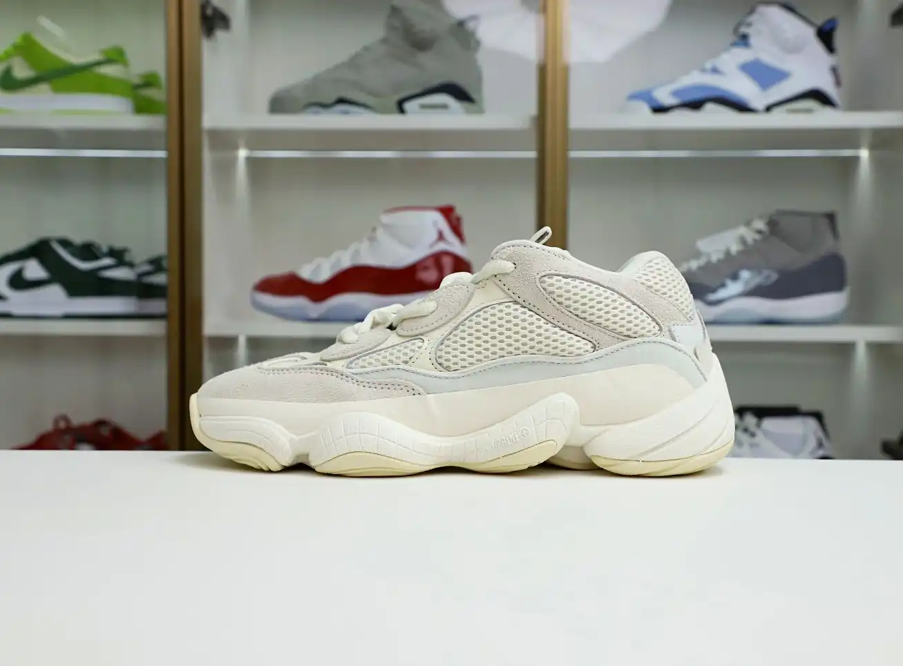 hype yeezy500 FV3573