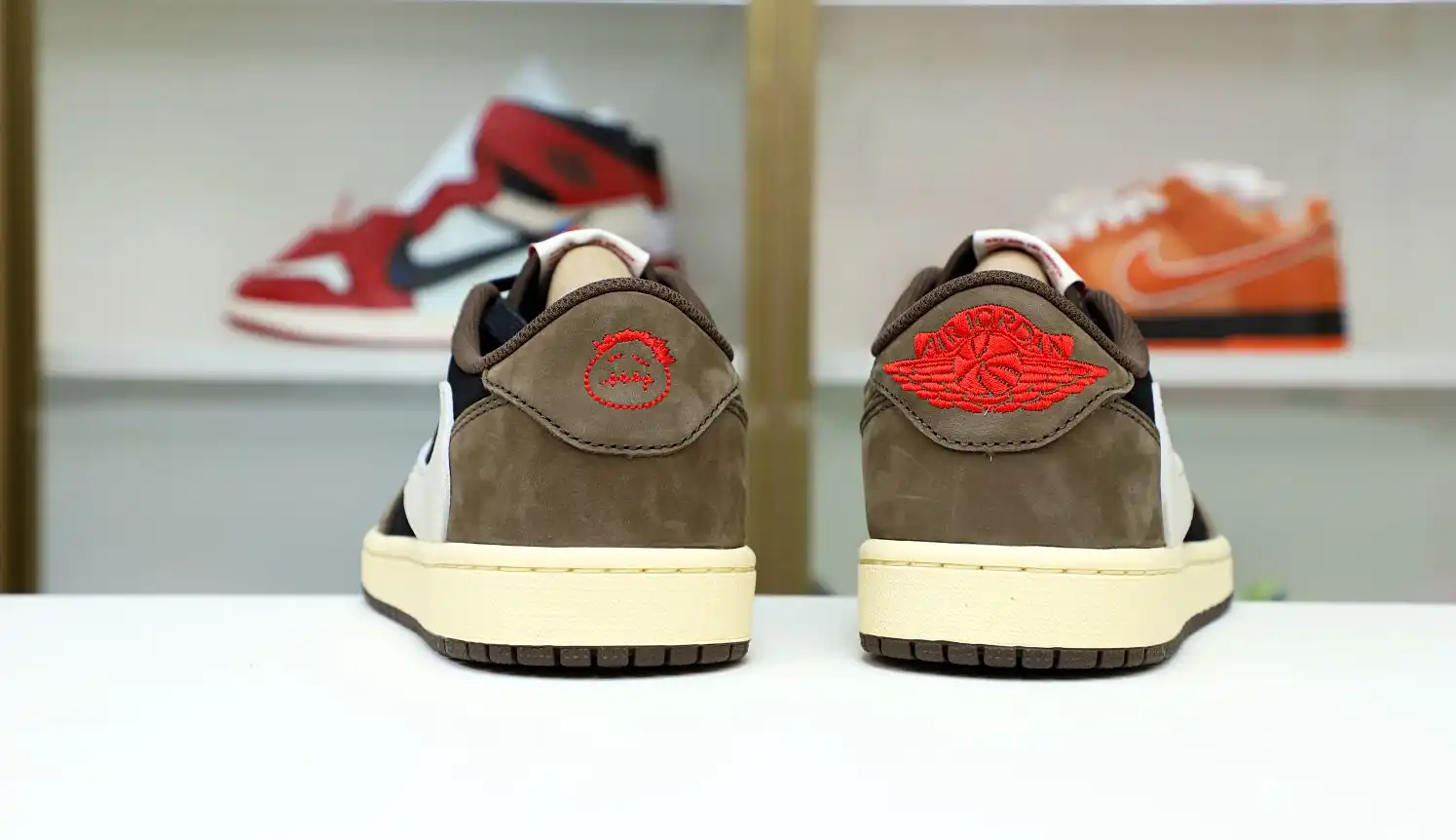 Travis Scott x Jordan Air Jordan 1mLow OG TS SP