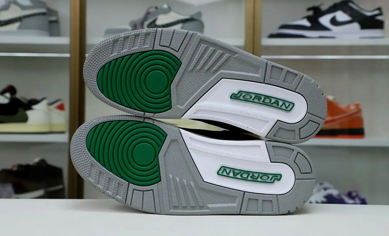 AIR JORDAN 3 PINE GREEN