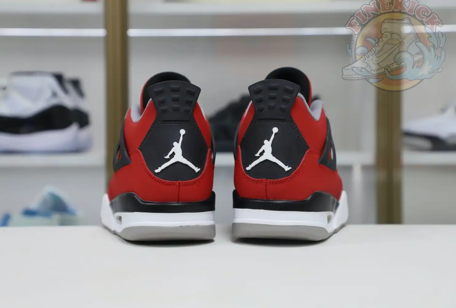 Jordan Air Jordan4 RetroToro Bravo