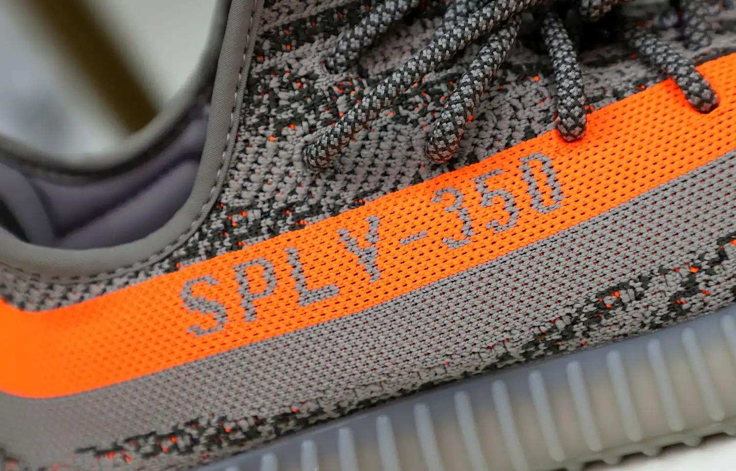 hype Yeezy boost 350 beluga reflectiv