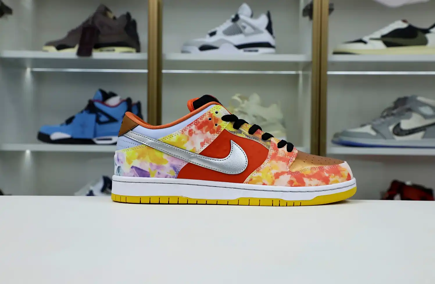 hype JASON DENG X DUNK LOW PRO SB 'STREET HAWKER'