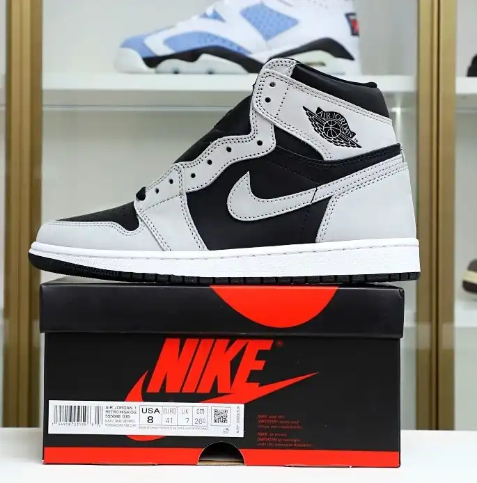 Air Jordan 1 Retro High OG  Shadow 2.0