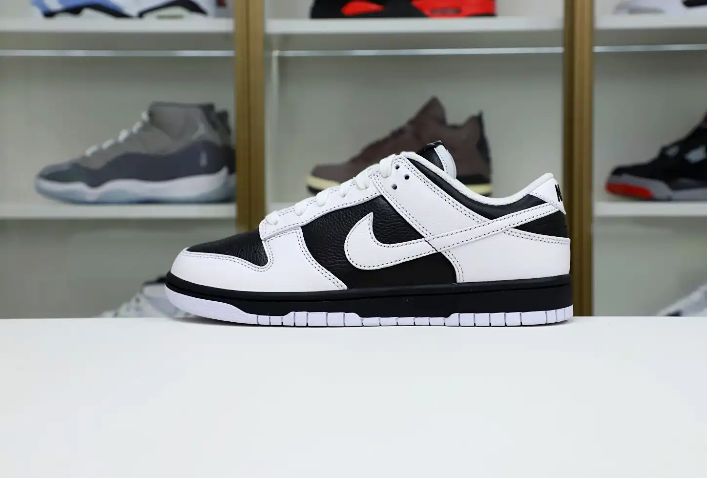 hype NIKE DUNK LOW RETRO REVERSE PANDA - FD9064-011