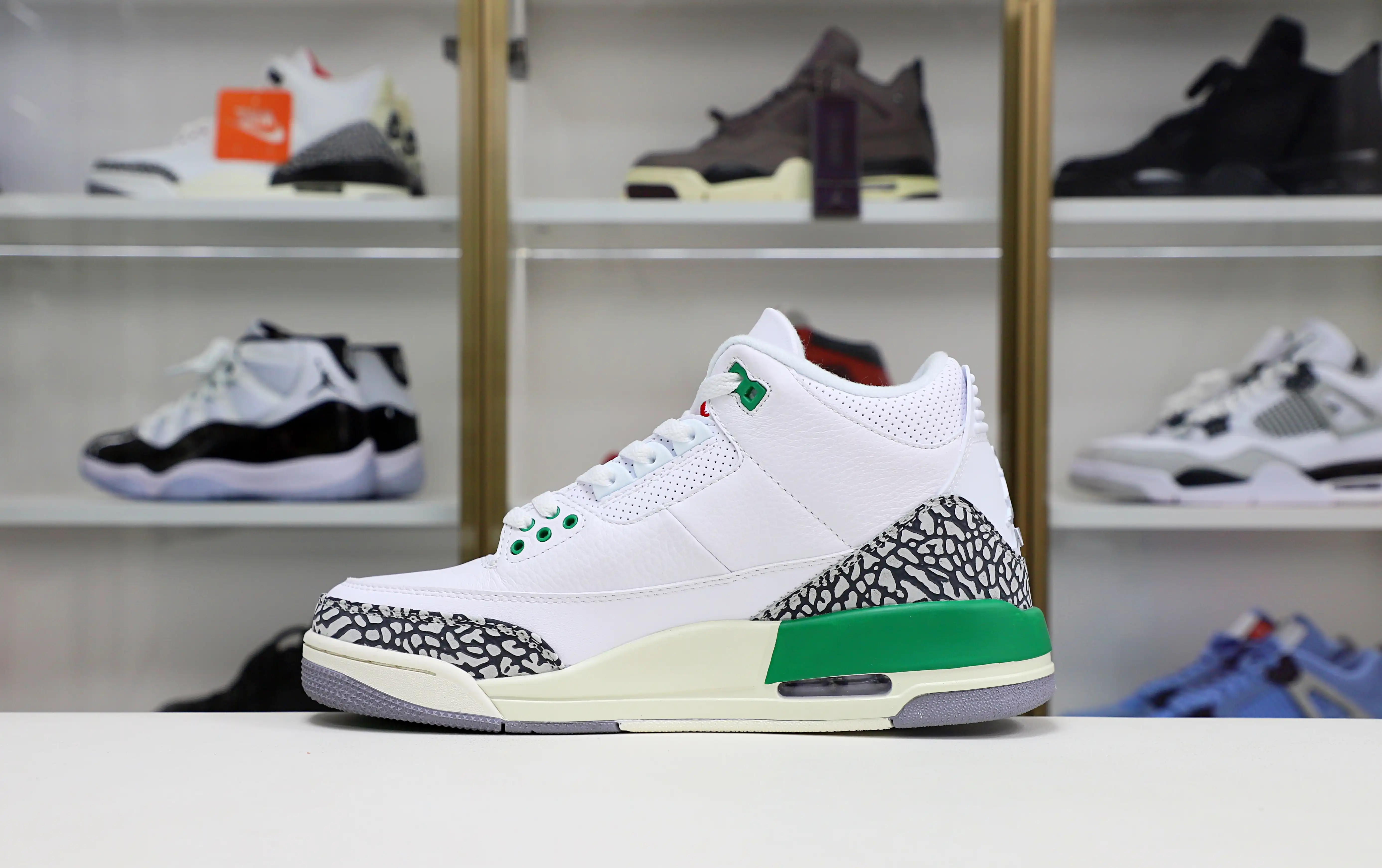 Jordan Air Jordan 3 Retro