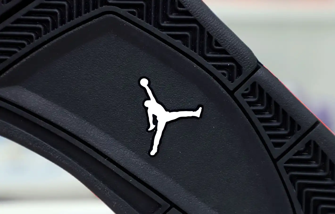 AIR JORDAN 4 RETRO 'RED THUNDER'