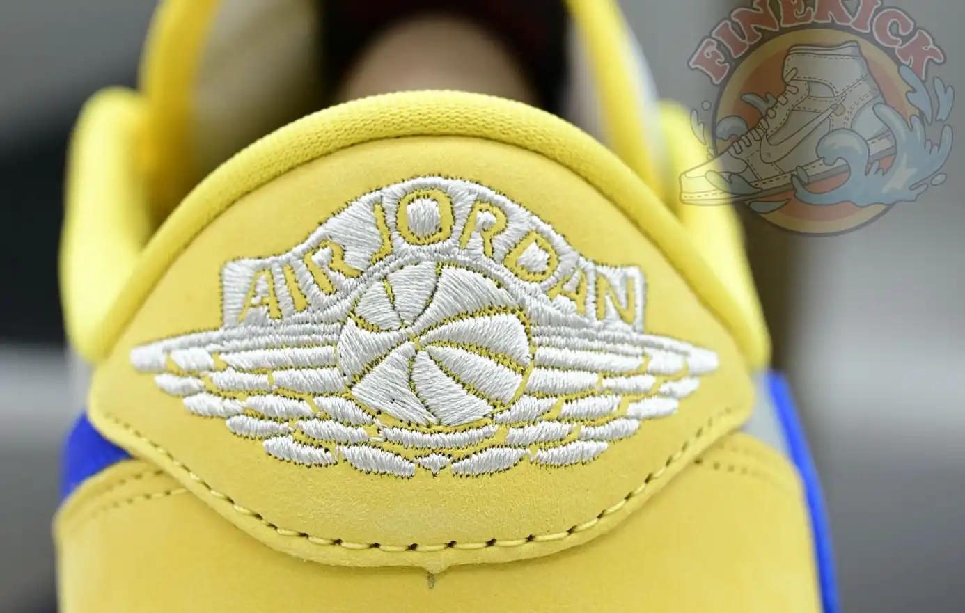 Travis Scott x Jordan Air Jordan 1Low Canary