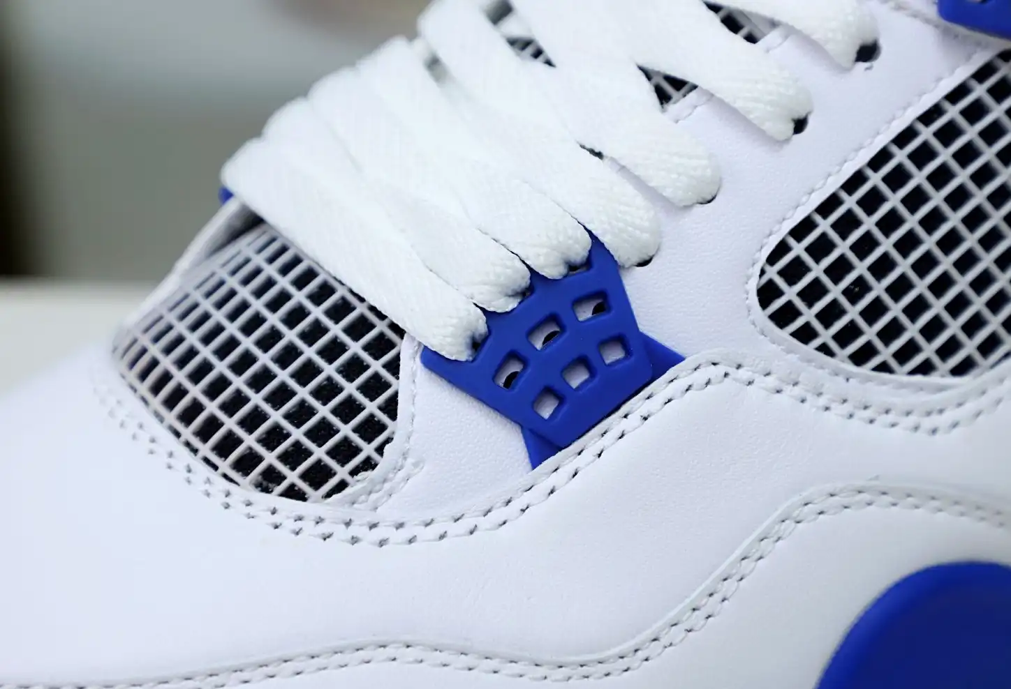 AIR JORDAN 4 RETRO MOTORSPORTS
