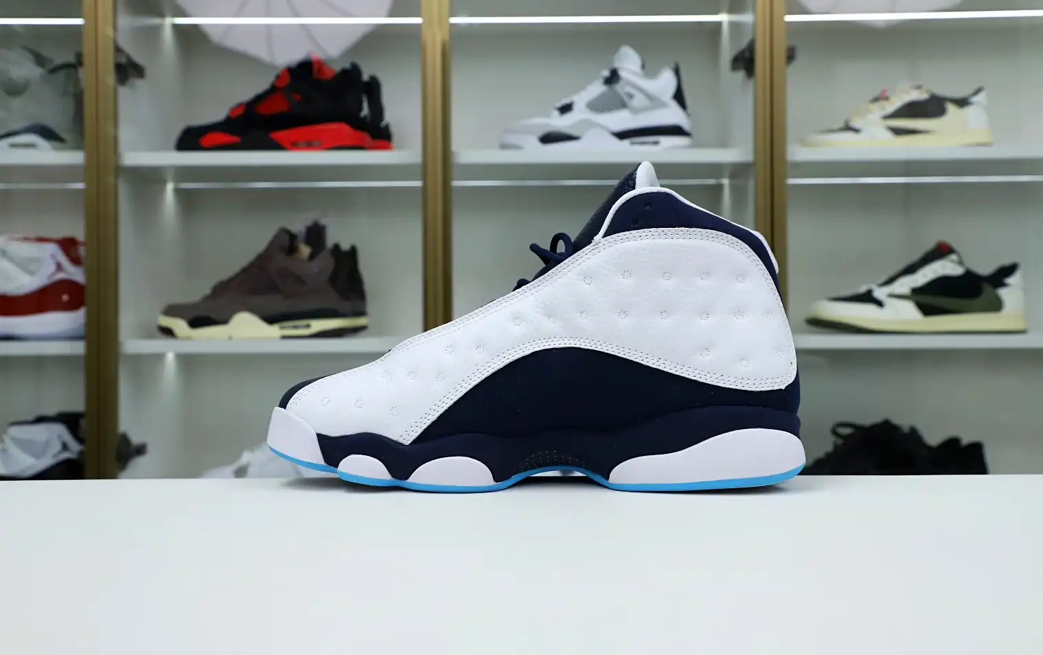 AIR JORDAN 13 RETRO WHITE OBSIDIAN POWDER BLUE 414571-144