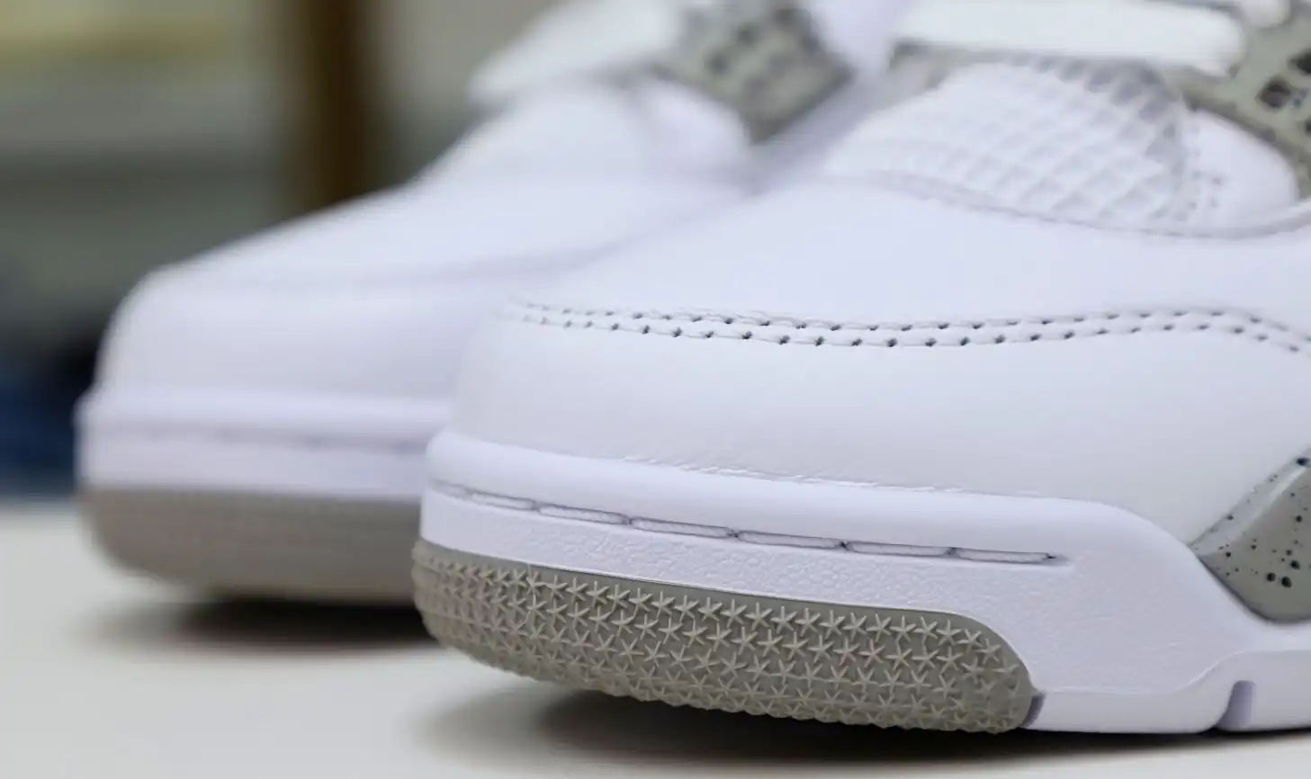 AIR JORDAN 4 RETRO 'WHITE OREO'