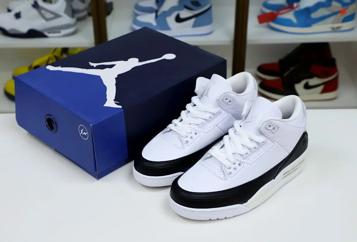 FRAGMENT DESIGN X AIR JORDAN 3 RETRO SP 'WHITE'