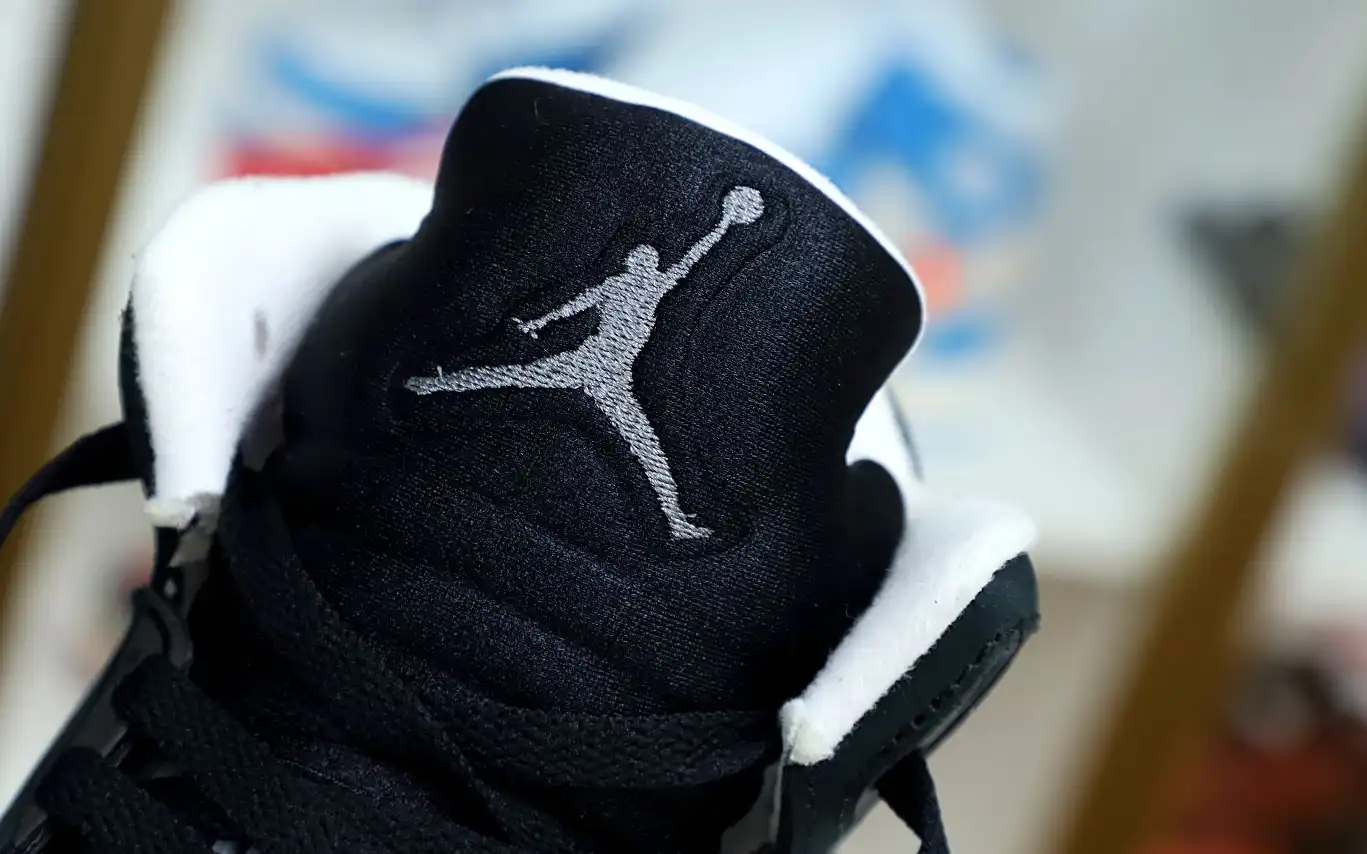 AIR JORDAN 5 RETRO 'OREO' 2021