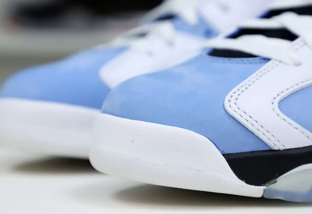 AIR JORDAN 6 RETRO 'UNC HOME'