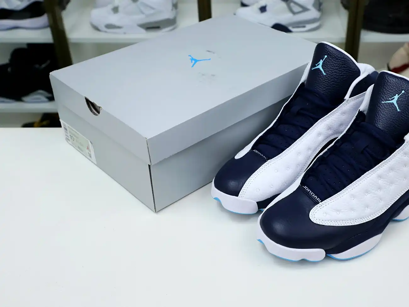 AIR JORDAN 13 RETRO WHITE OBSIDIAN POWDER BLUE 414571-144