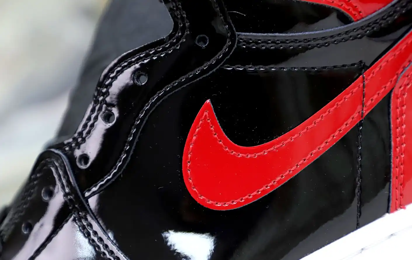 AIR JORDAN 1 HIGH OG BRED PATENT