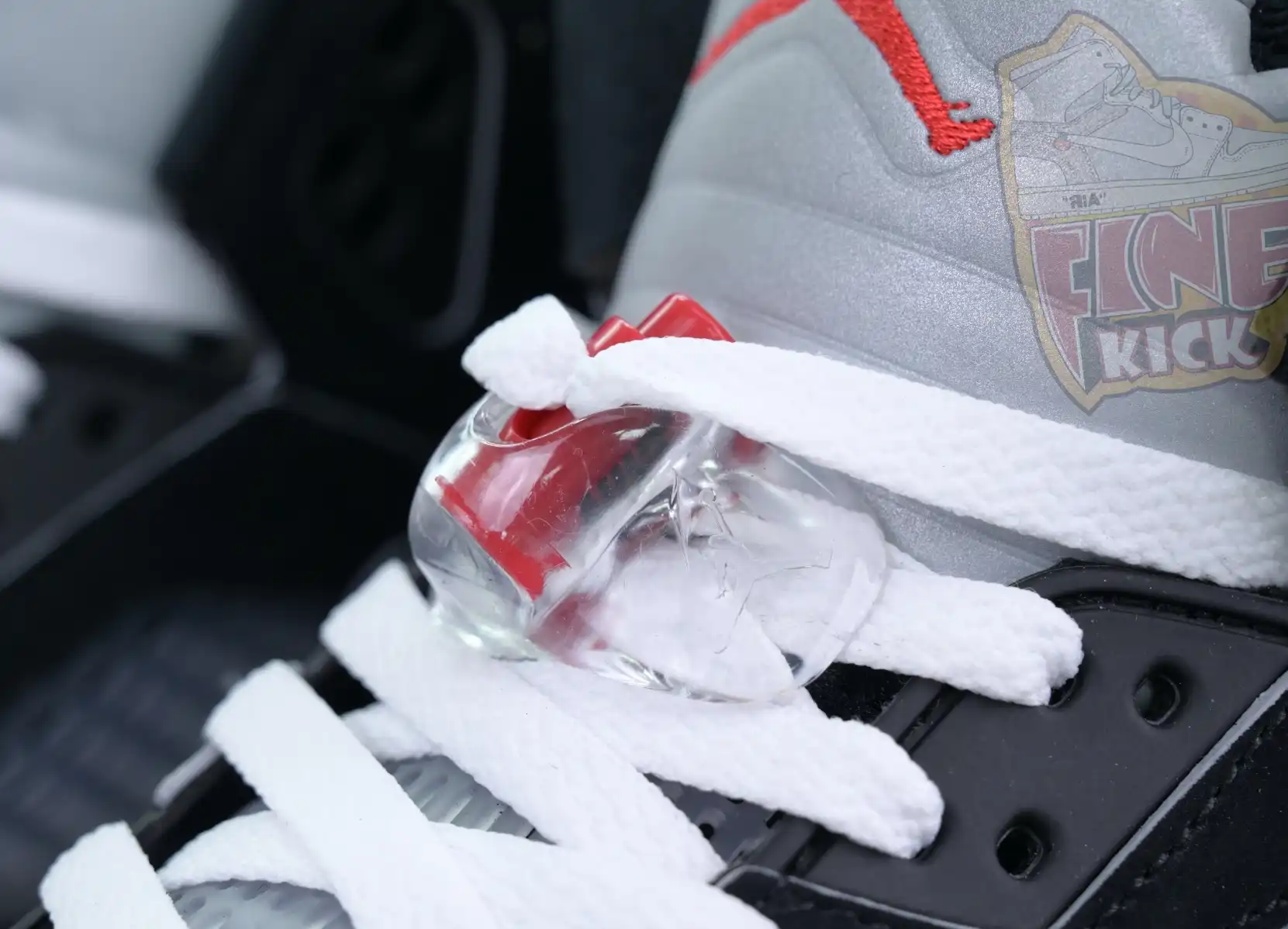 Jordan Air Jordan 5“BLACK METALLIC REIMAGINED”