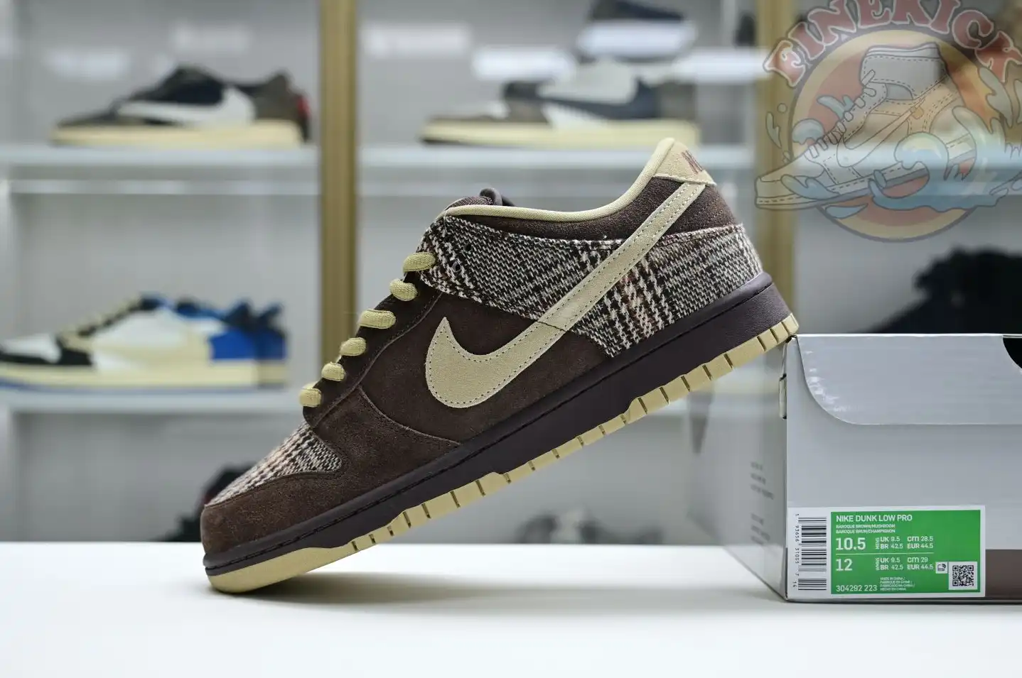 hype Nike Dunk SB Low Tweed