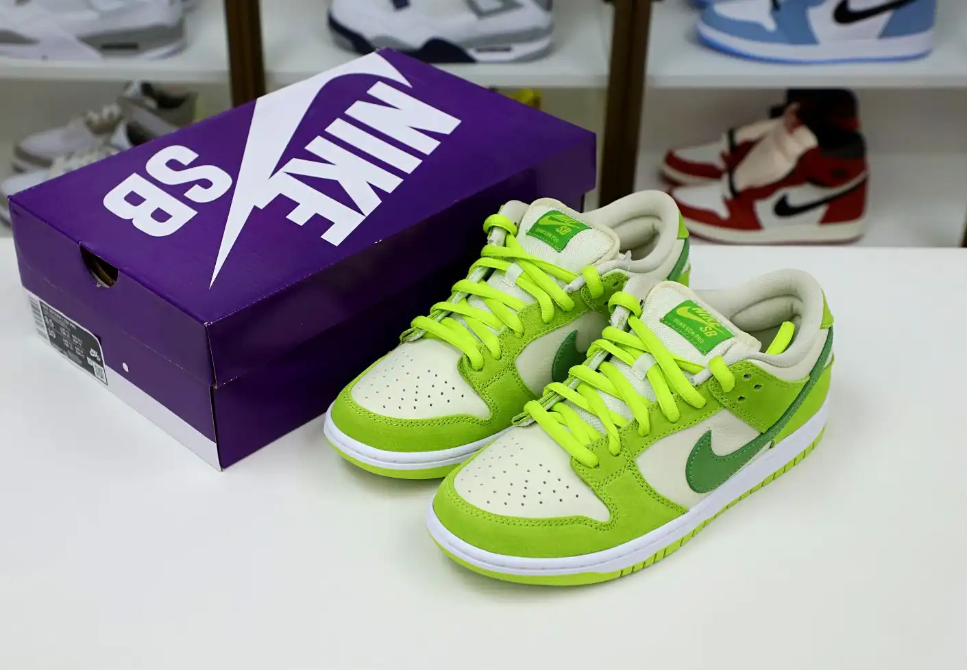 hype NIKE SB DUNK LOW GREEN APPLE 2022