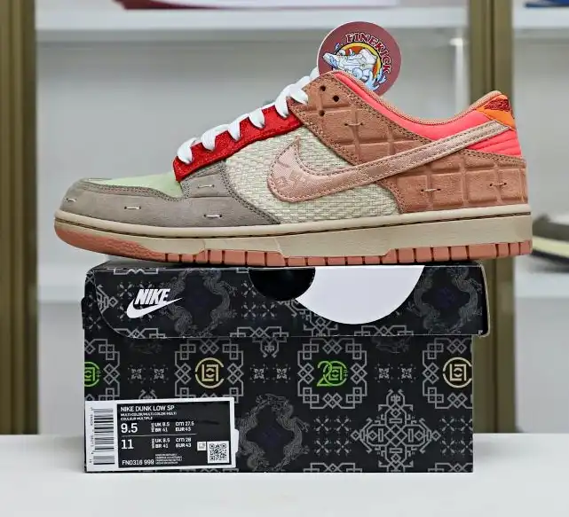 hype CLOT x Nike Dunk Low