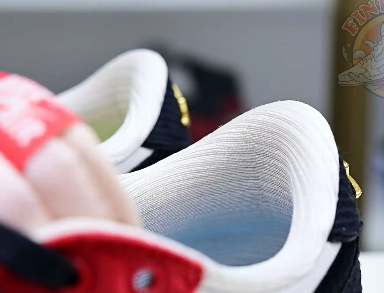 Trophy Room x Jordan Air Jordan 1 Low OG “Away”