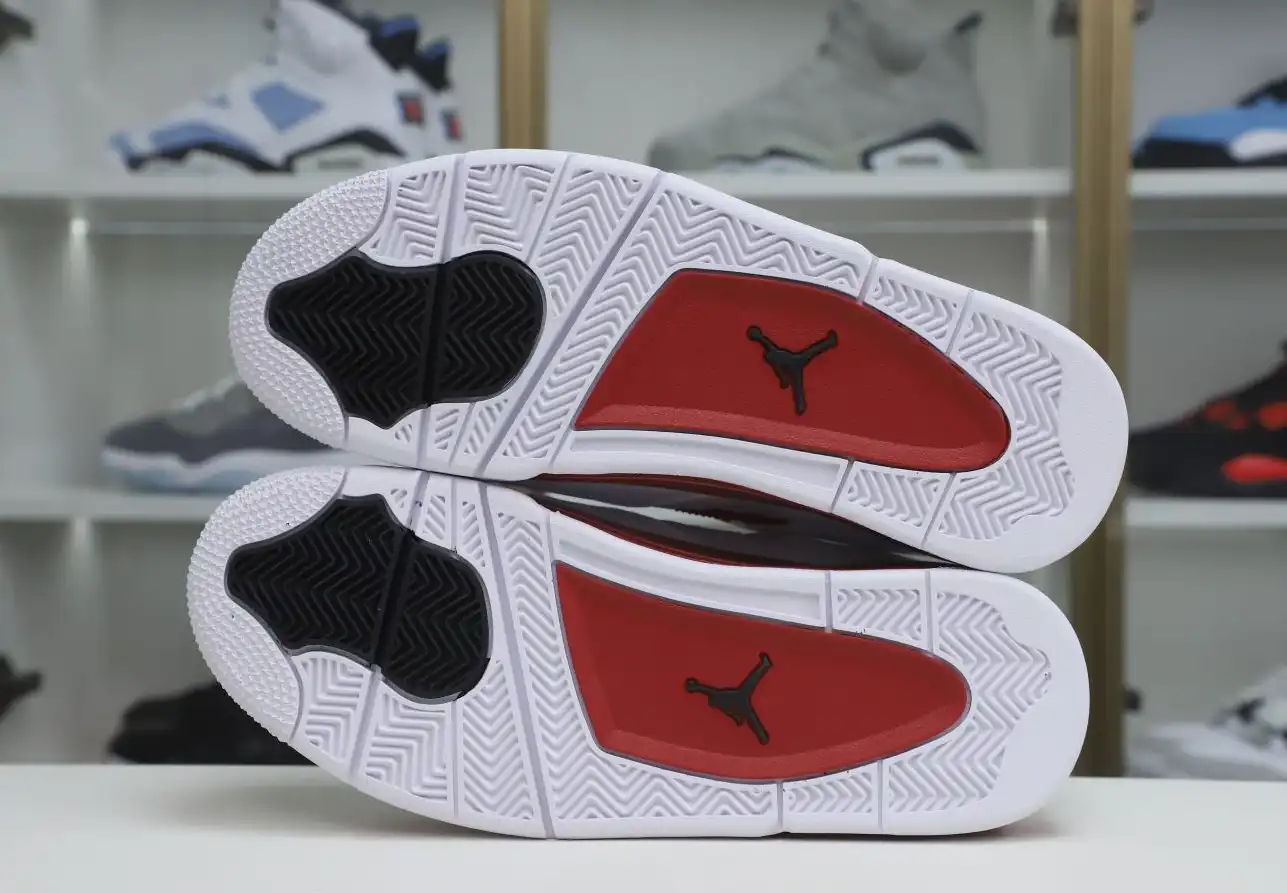 AIR JORDAN4 RETRO ALTERNATE 89