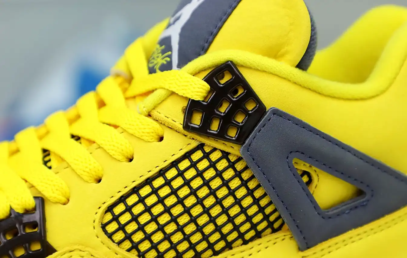 AIR JORDAN AIR JORDAN 4 RETRO 'LIGHTNING' 2021
