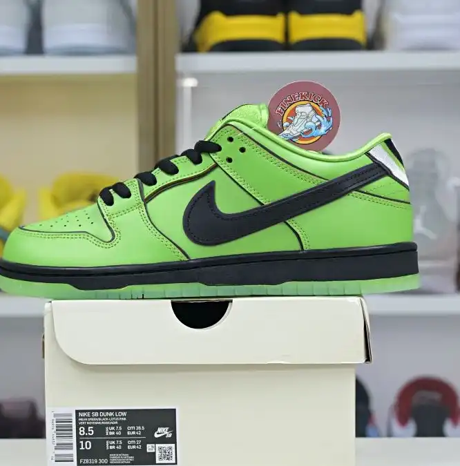 hype The Powerpuff Girls x Nike Dunk SB Low