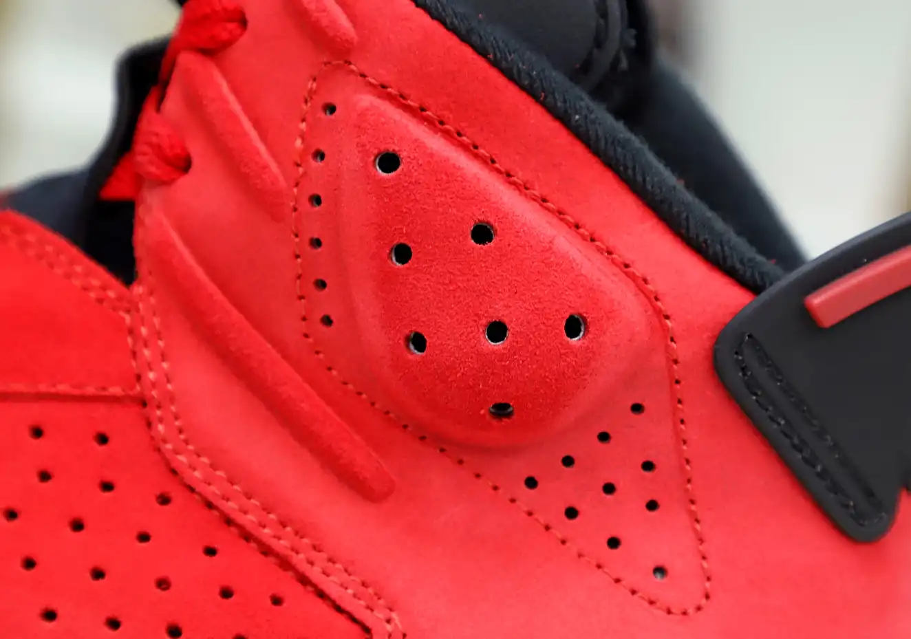 Air Jordan 6 Retro 