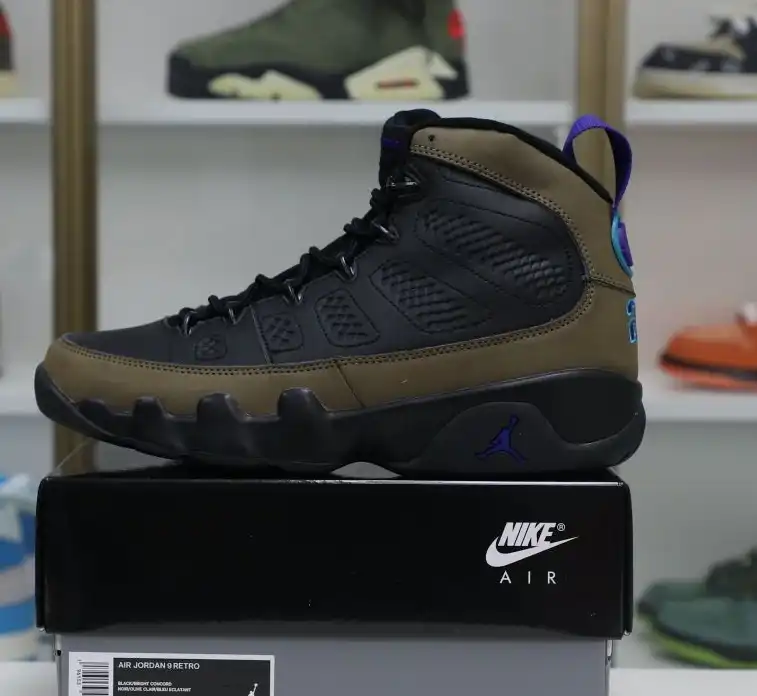 Air Jordan 9"Light Olive"