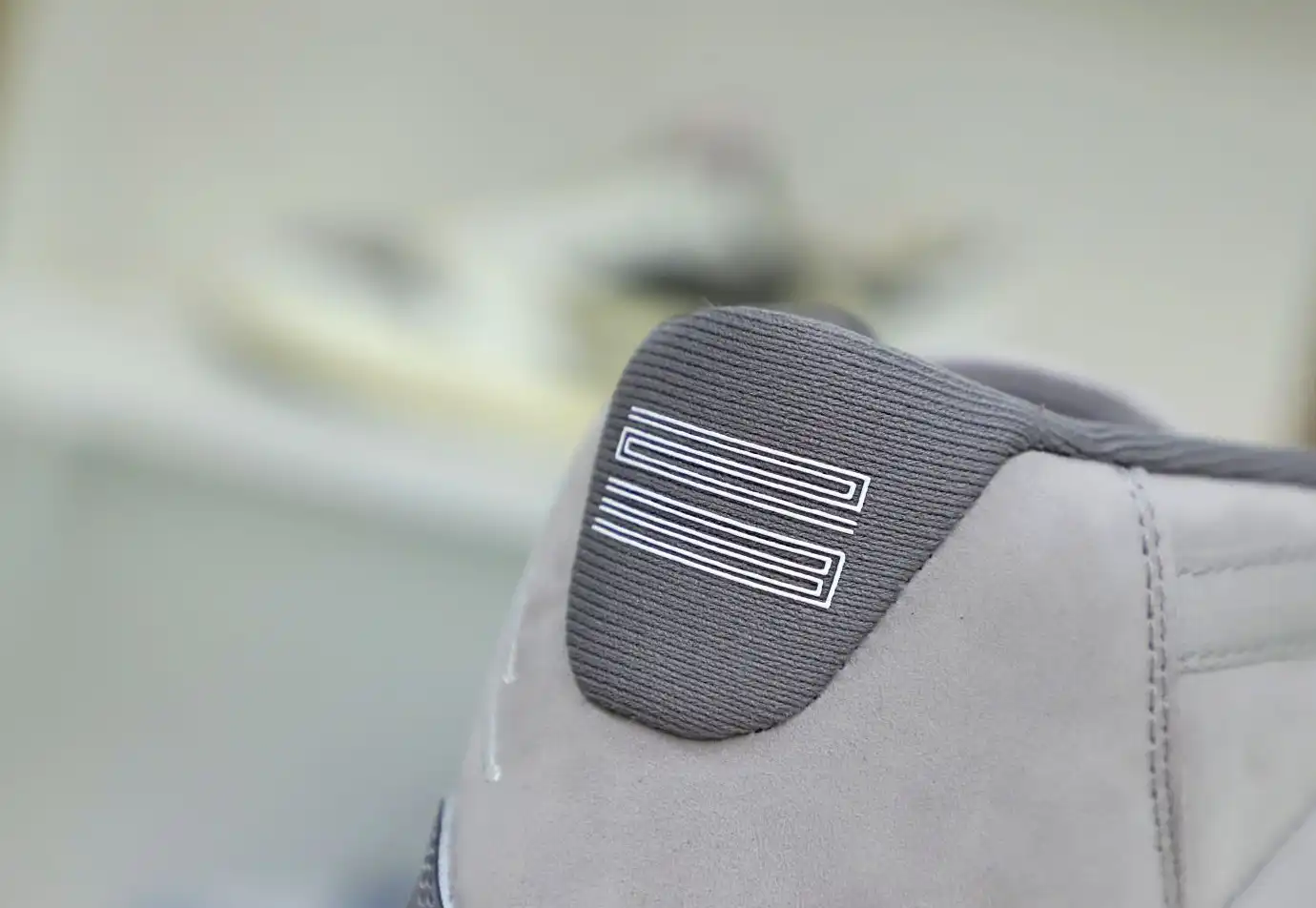 AIR JORDAN 11 RETRO 'COOL GREY' 2021