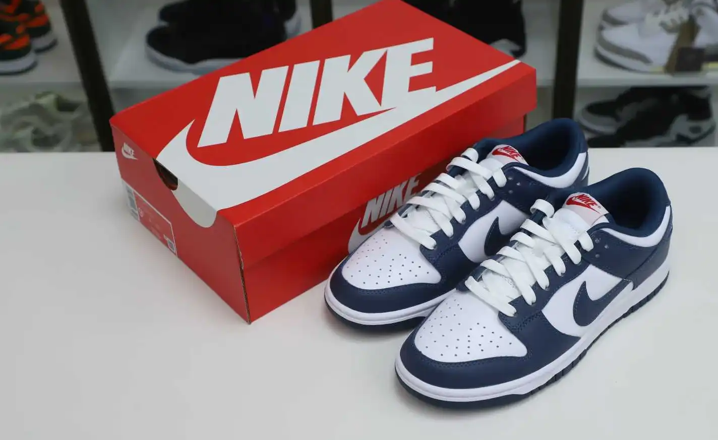 hype Nike Dunk Low Retro 