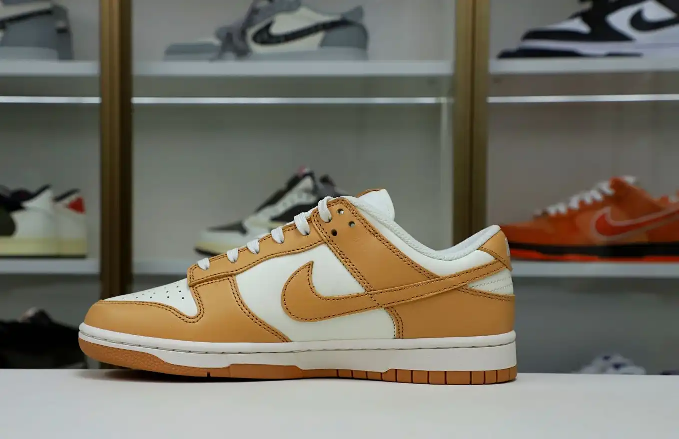 hype WMNS DUNK LOW 'HARVEST MOON'