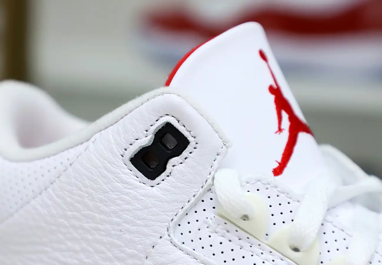 AIR JORDAN 3 