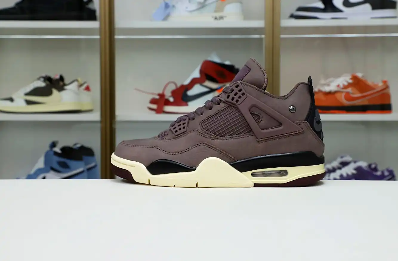 AIR JORDAN 4 AM