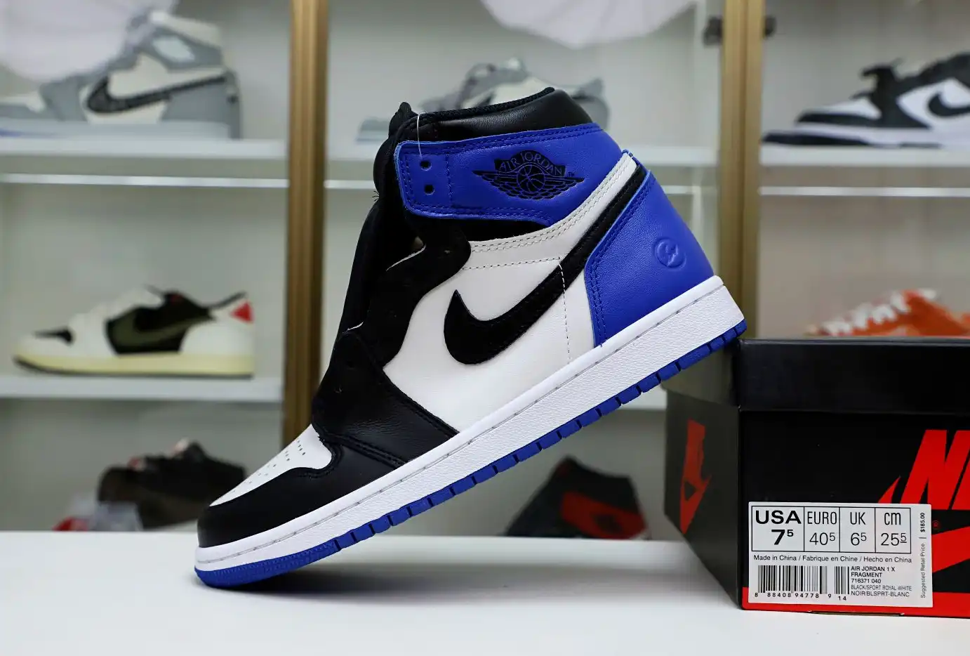 FRAGMENT DESIGN X AIR JORDAN 1 RETRO HIGH