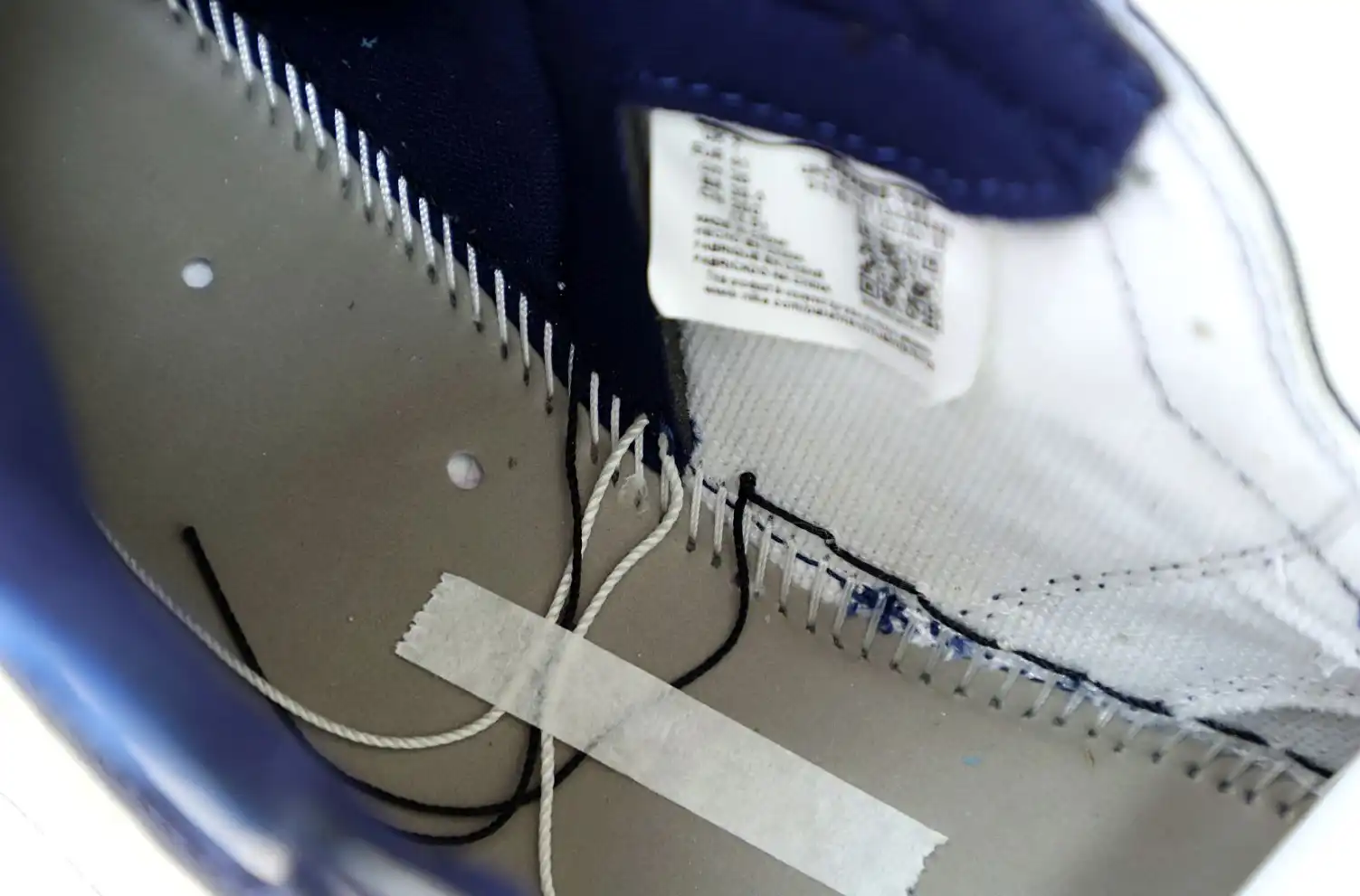 AIR JORDAN 1 RETRO HIGH OG 'OBSIDIAN'