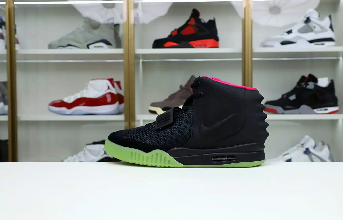 hype Nike Air Yeezy 2 solar red