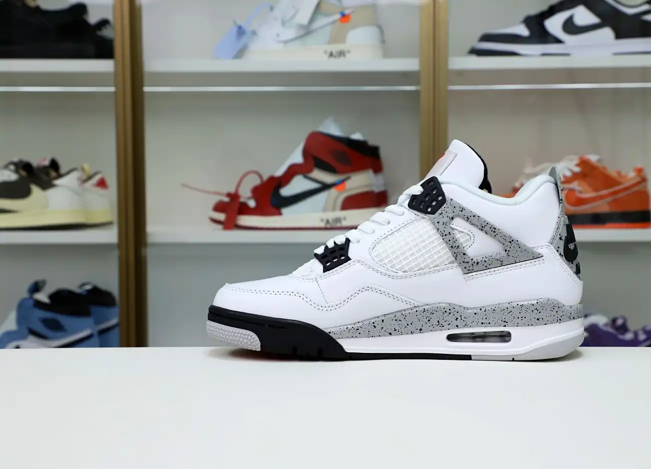 Air Jordan 4 Retro White Cement