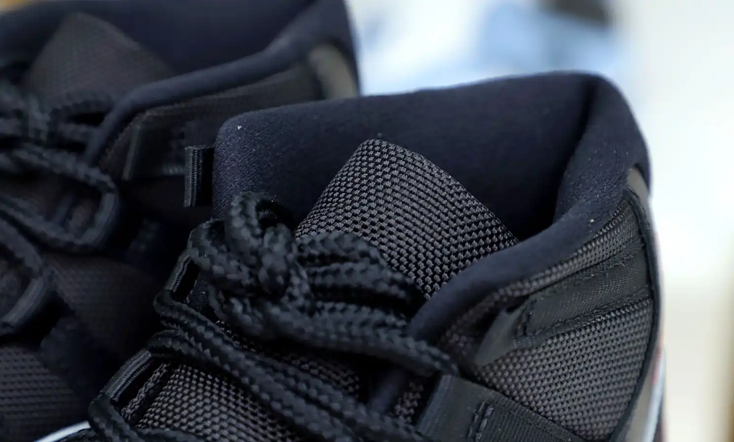 AIR JORDAN 11 RETRO 'BRED' 2019