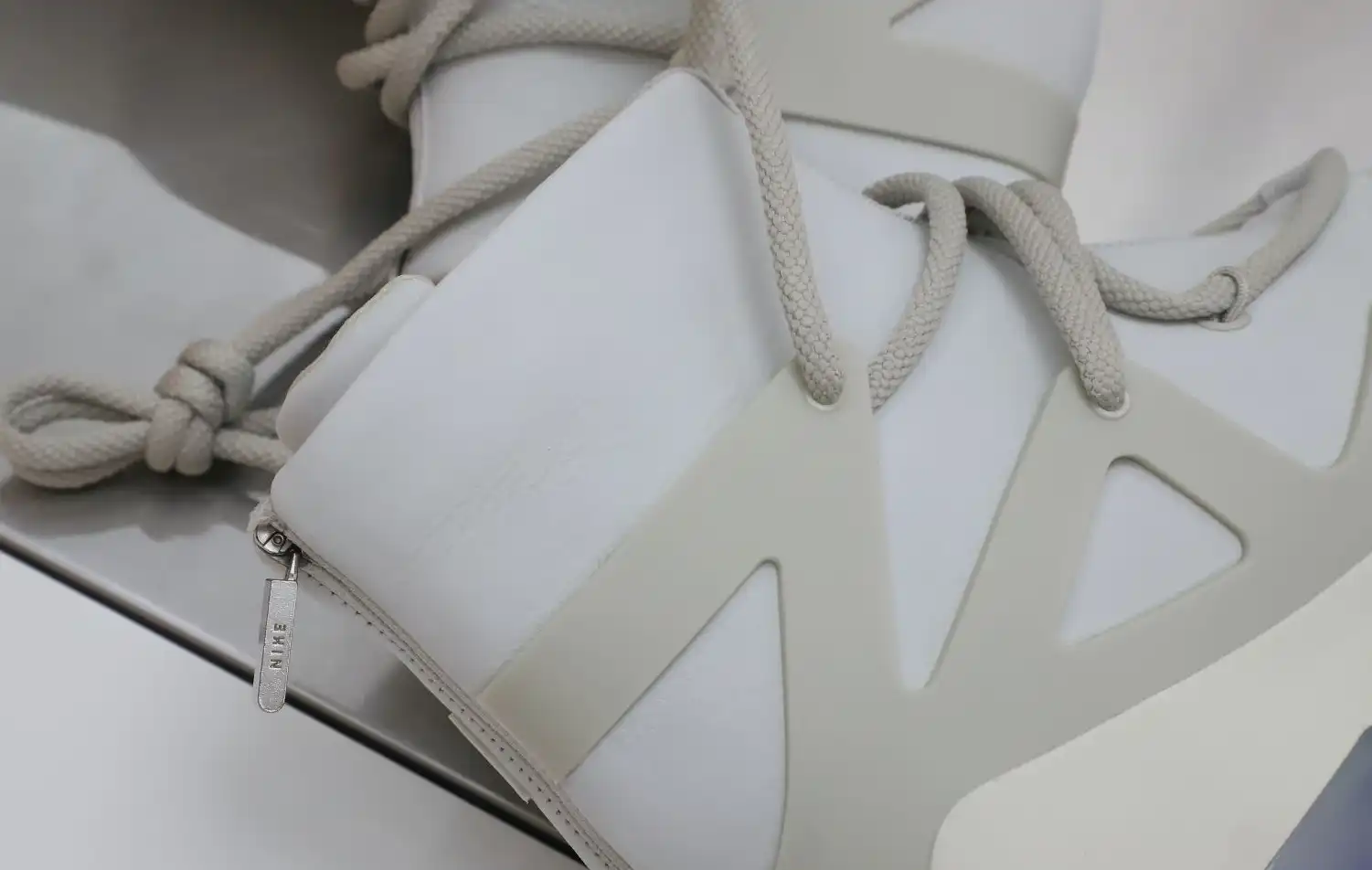 hype Nike Air Fear of God 1 fog