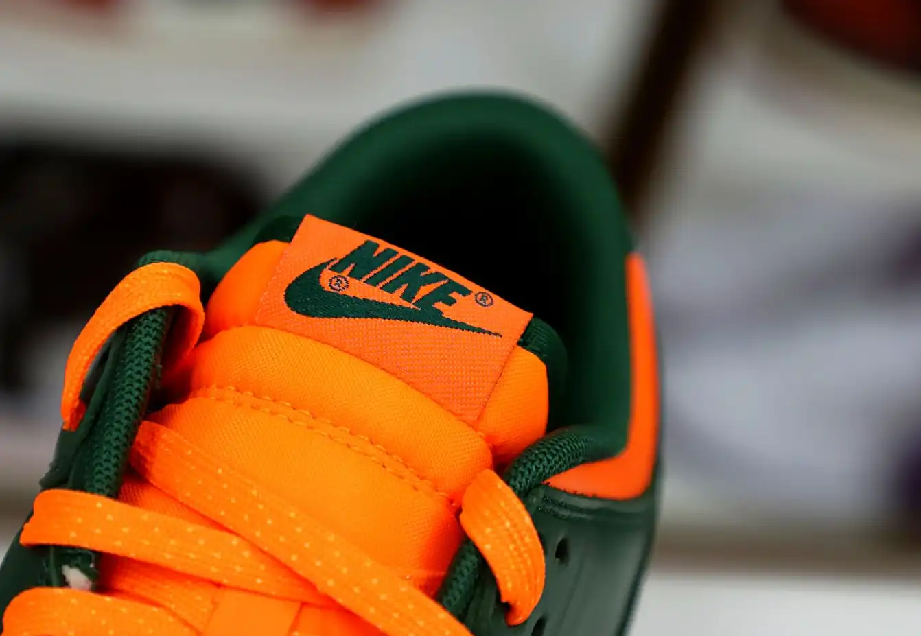 hype NIKE DUNK RETRO MINAMI HURRICANES