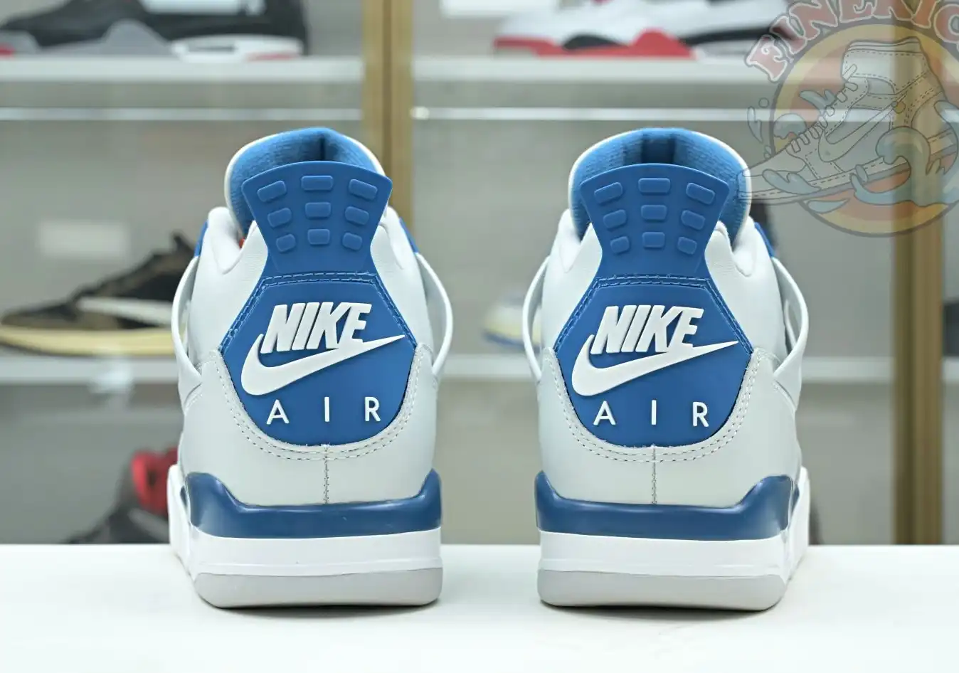 Air Jordan 4 